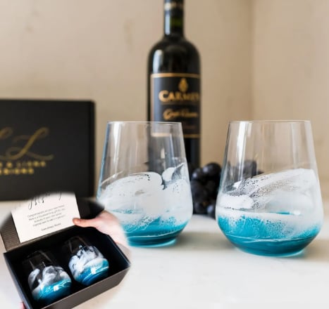 Verres à vin rehaussés de résine – Coffret de 2