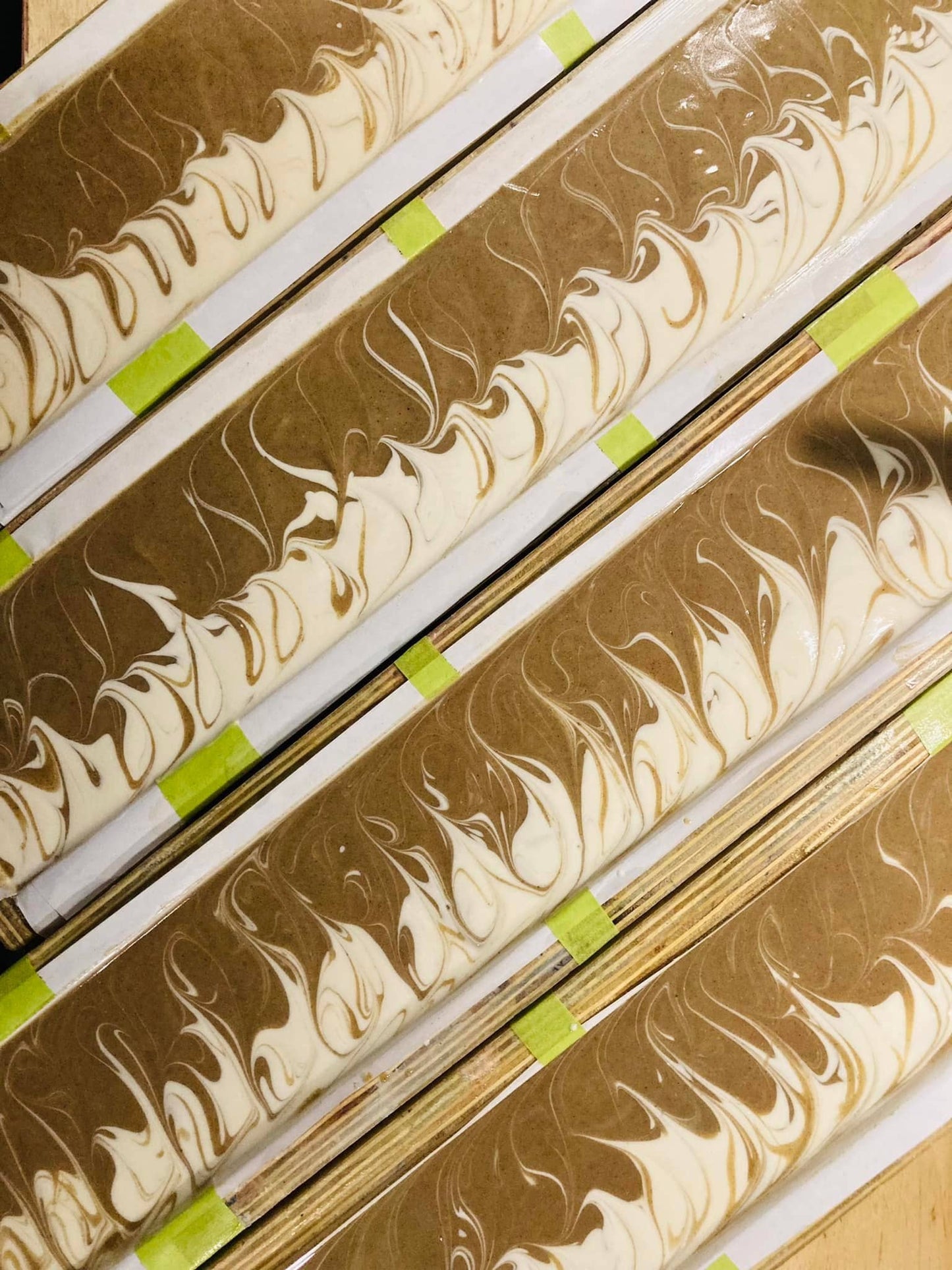 Savon naturel en barre au Lait de Chèvre : Thé Vert avec Beurre de Karité & Argile Kaolin