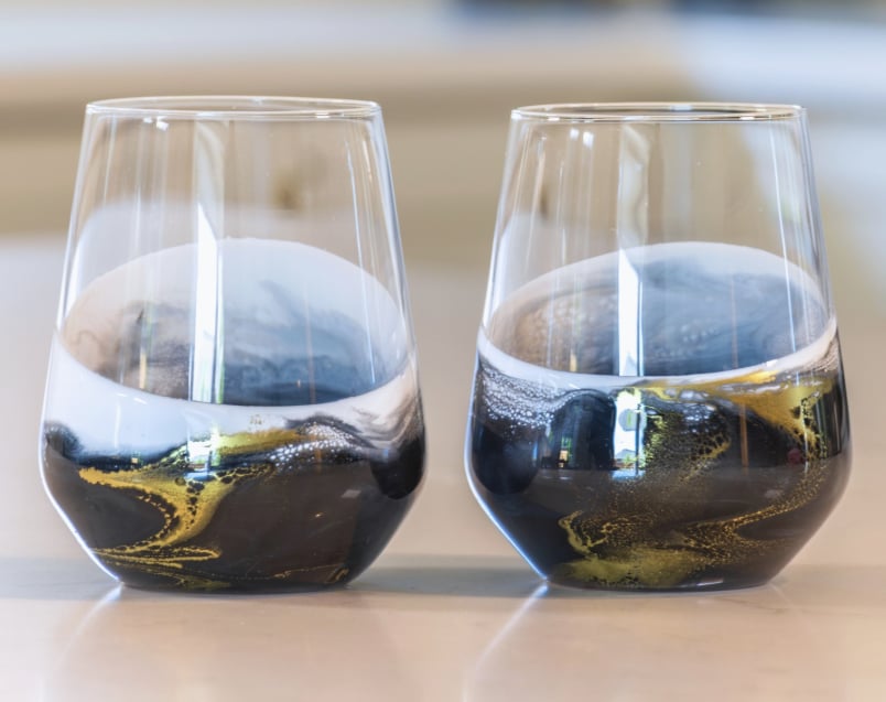 Verres à vin rehaussés de résine – Coffret de 2